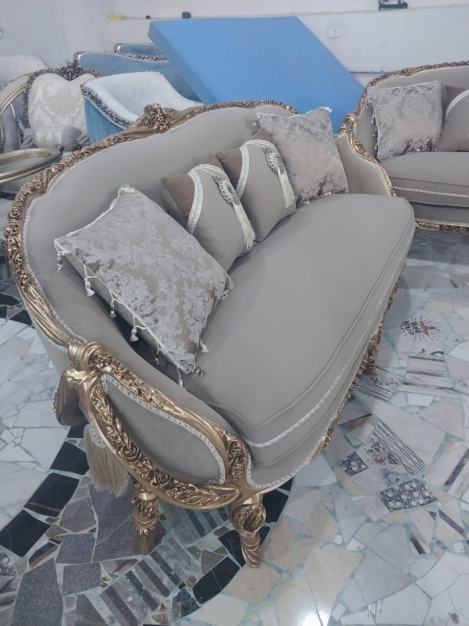 Royal furnitures