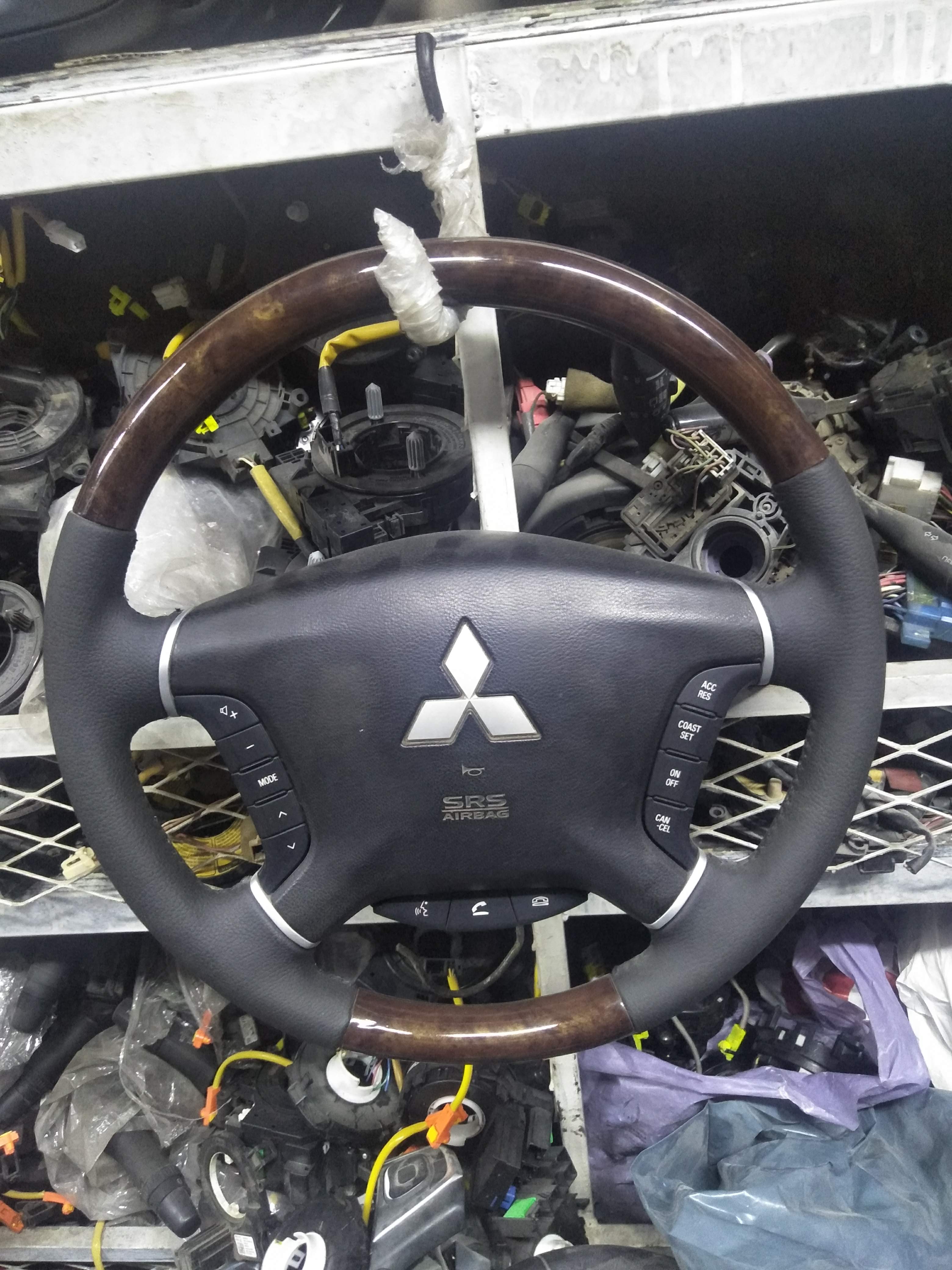 Mitsubishi steering