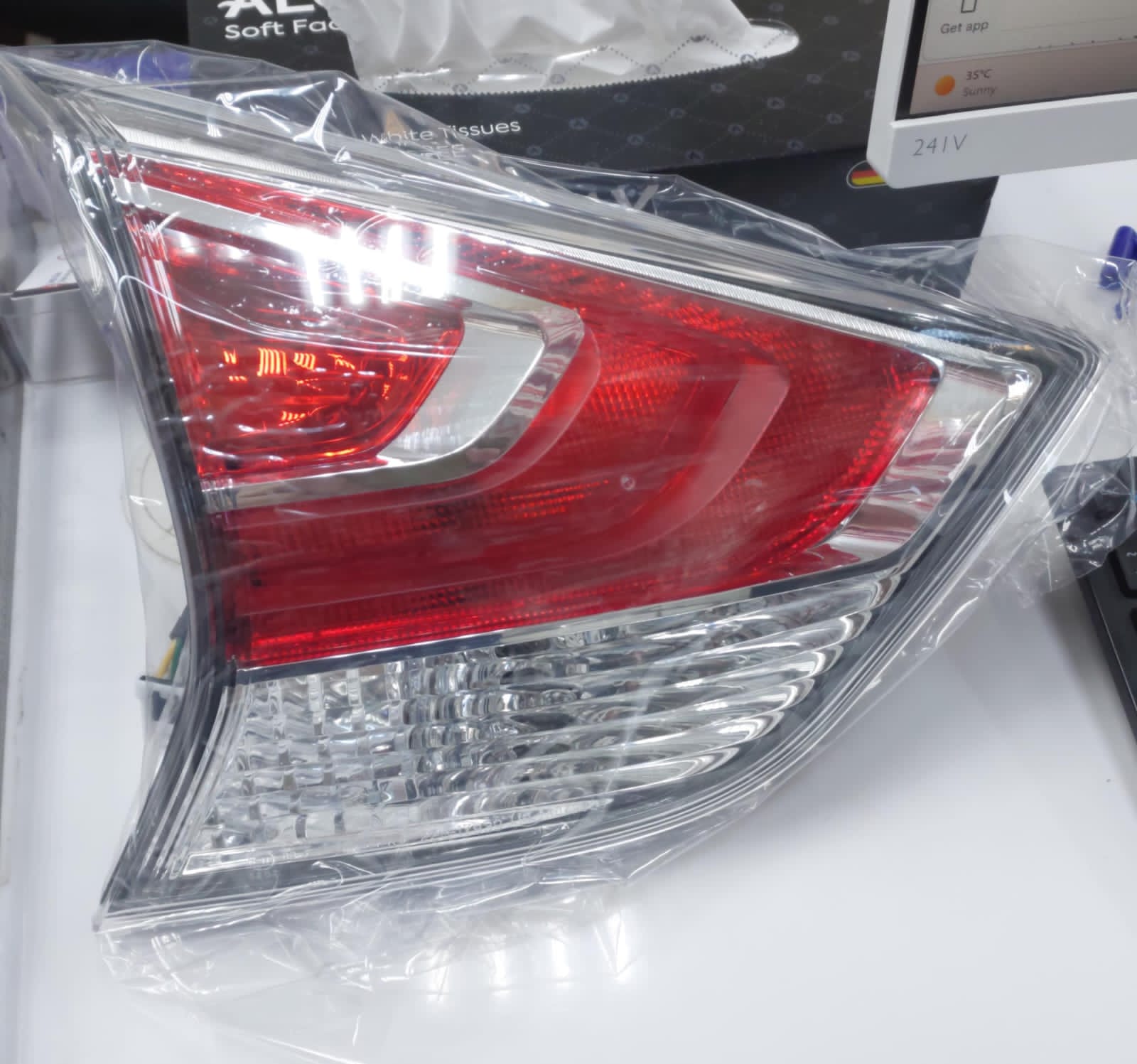Nissan xtrail Rear light