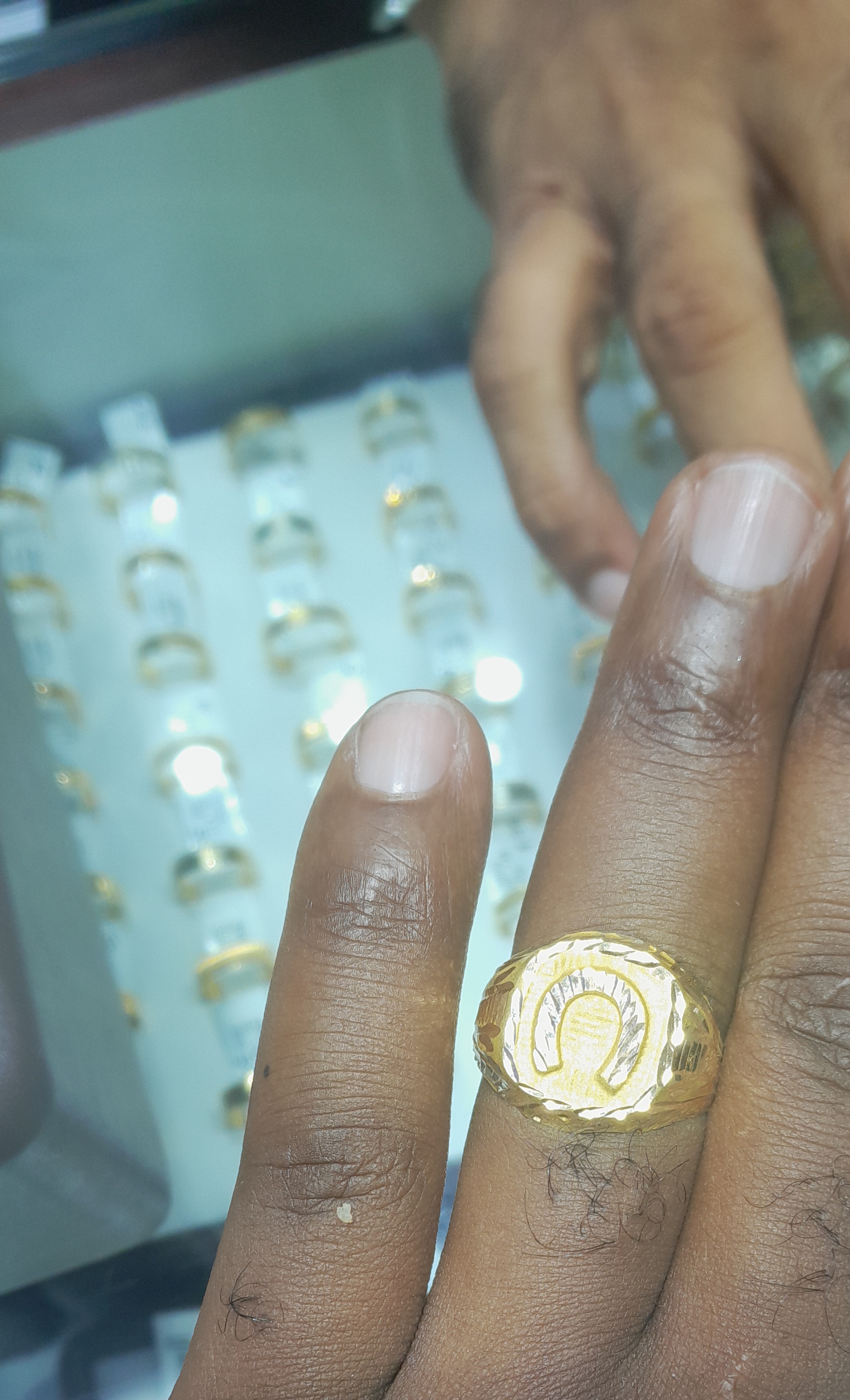 Rings for both men & women